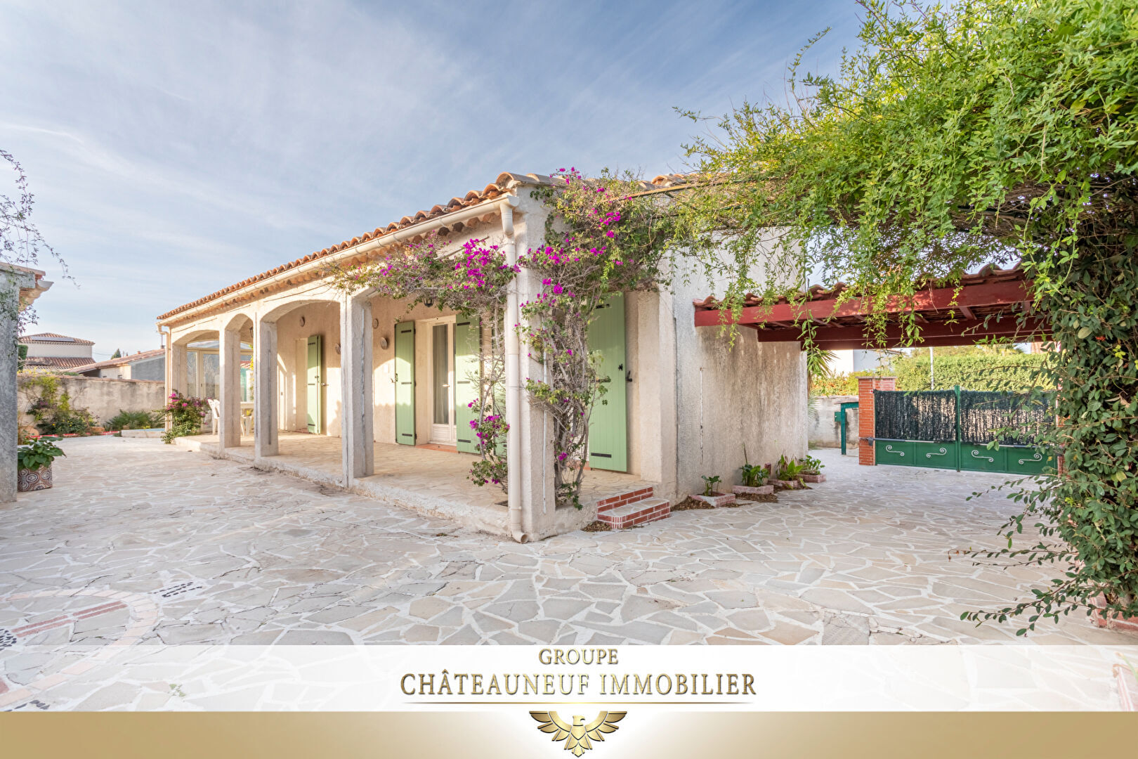 Chateauneuf ( La mède ) Maison Plain pied 90 m² sur 400 m² de terrain